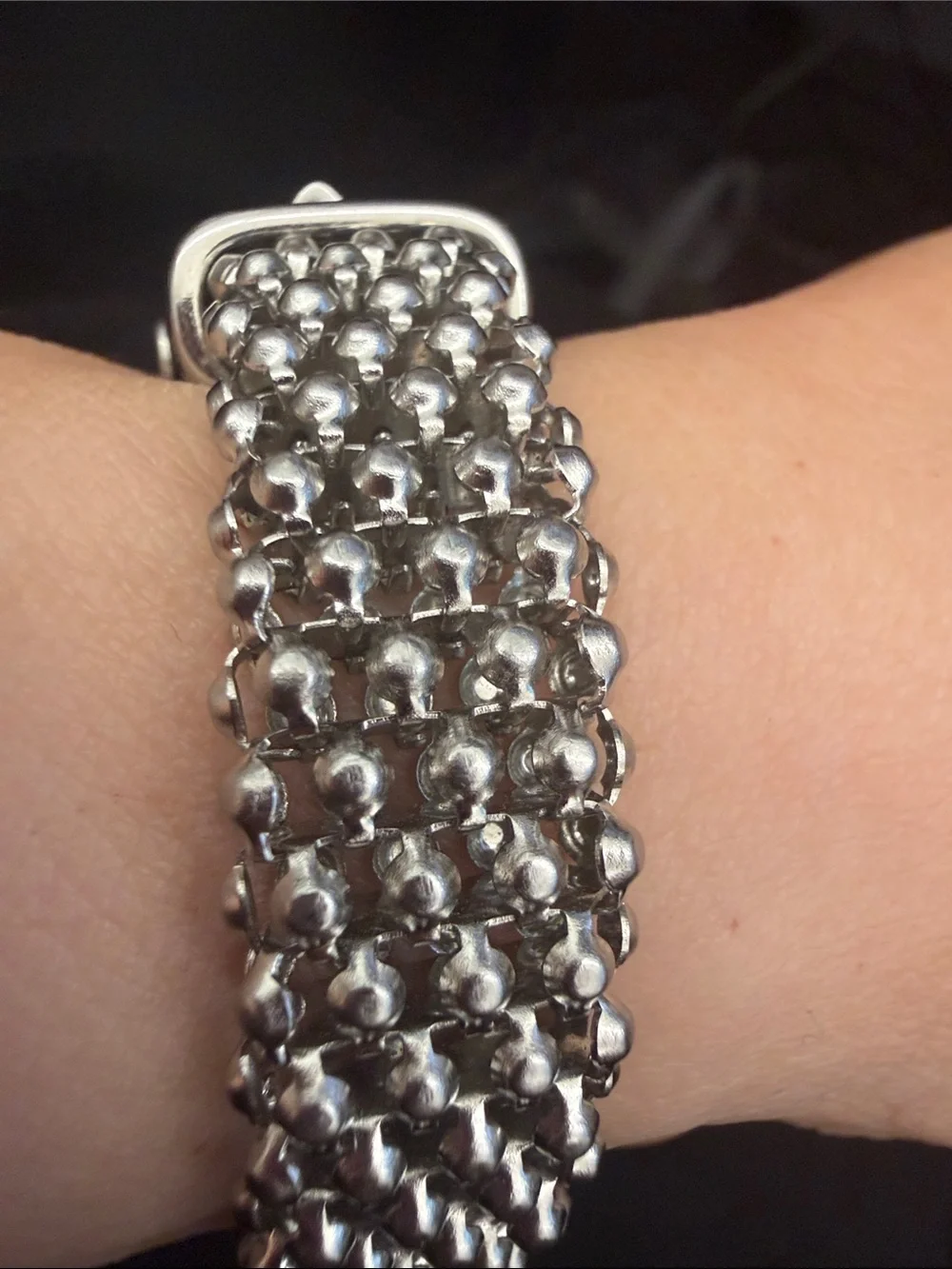 Chunky Silver-Tone Link Bracelet with Sculpted Bead Motif